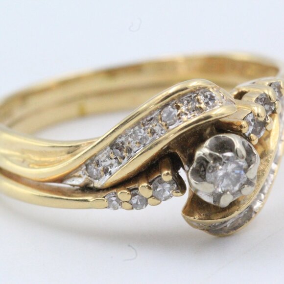 14k GOLD DIAMOND ENGAGEMENT WEDDING RING - Picture 4 of 12